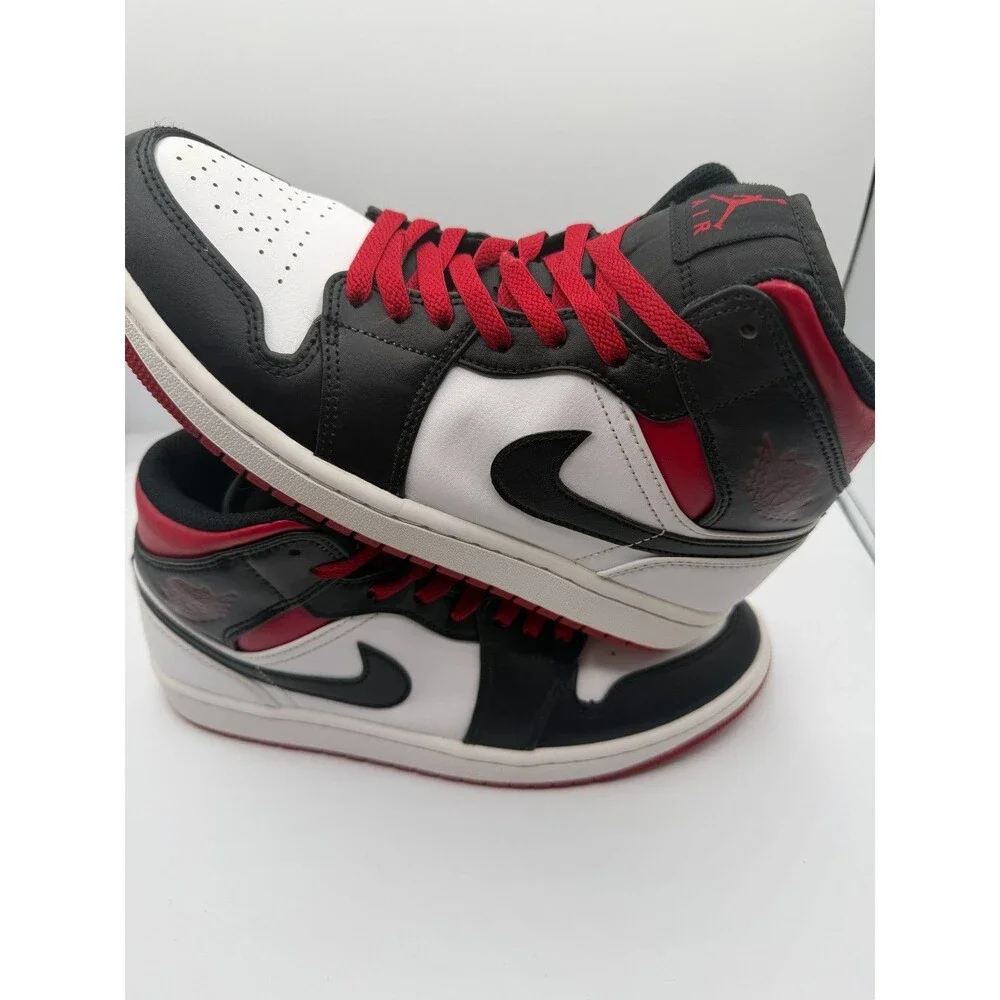 Jordan Air Jordan 1 Mid Gym Red Black Toe Men's Mid Top Sneakers size 8